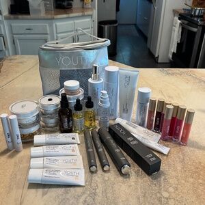 Shaklee Beauty Bundle